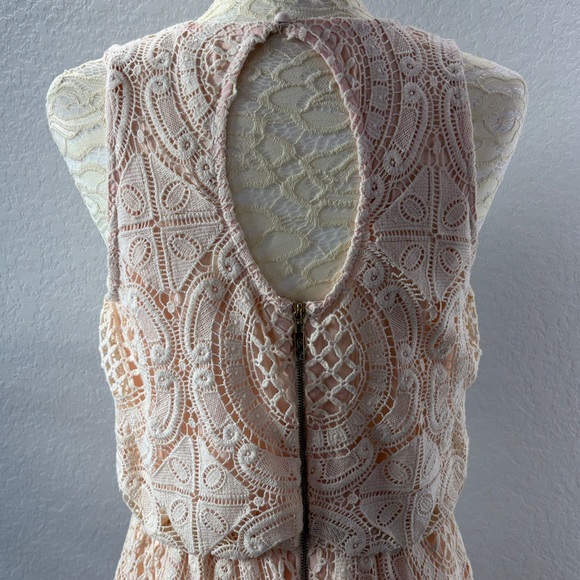 Eliza J Crochet Lace Maxi Dress 10P Cream Fully Lined - Picture 5 of 13